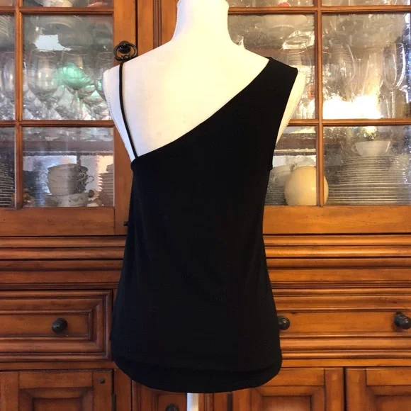 NWT Banana Republic Black Asymmetrical Top Size Small - Picture 3 of 6